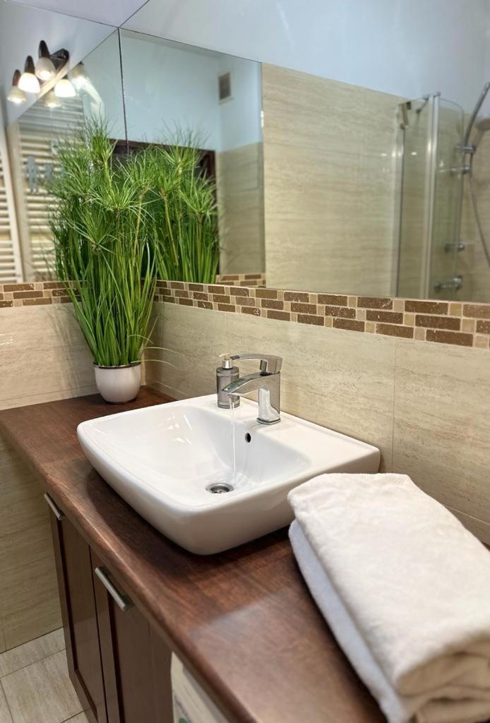 Apartament Przy Rynku Poznań Buitenkant foto